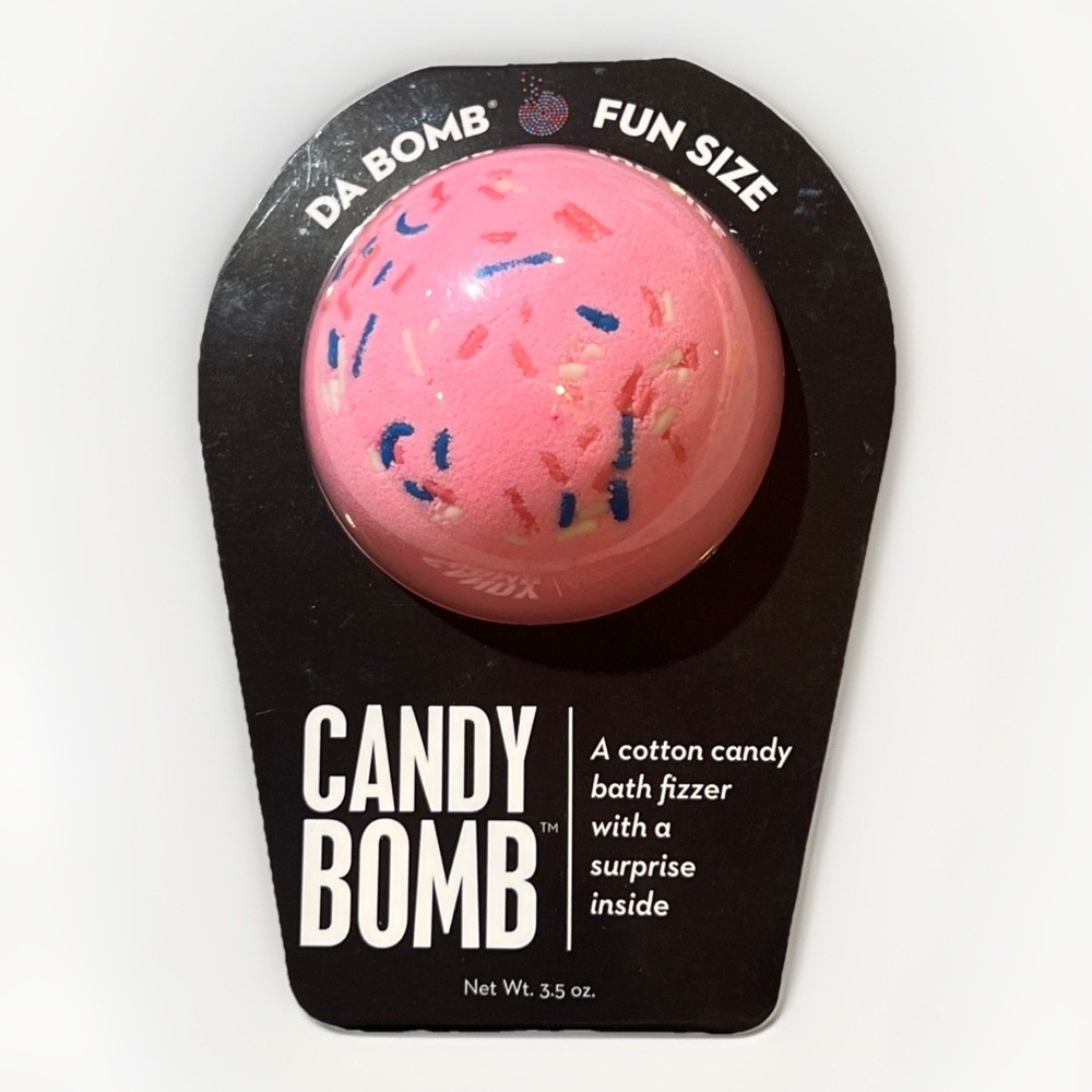 Da Bomb Bath Fizzers Cotton‎ Candy Bath Bomb with surprise inside - 3.5oz New